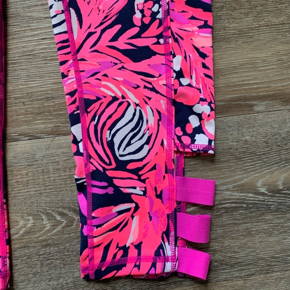 Lilly Pulitzer Weekender Pink Cropped Leggings S - Picture 2 of 7